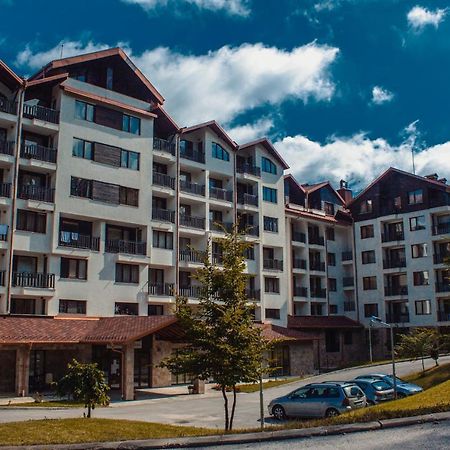 Borovets Gardens Aparthotel Rental エクステリア 写真