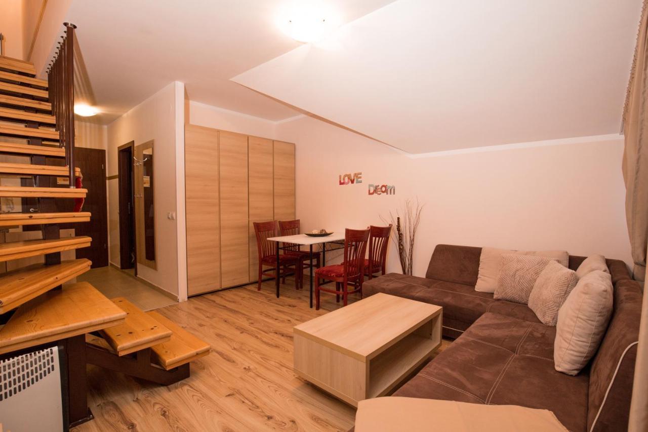 Borovets Gardens Aparthotel Rental エクステリア 写真