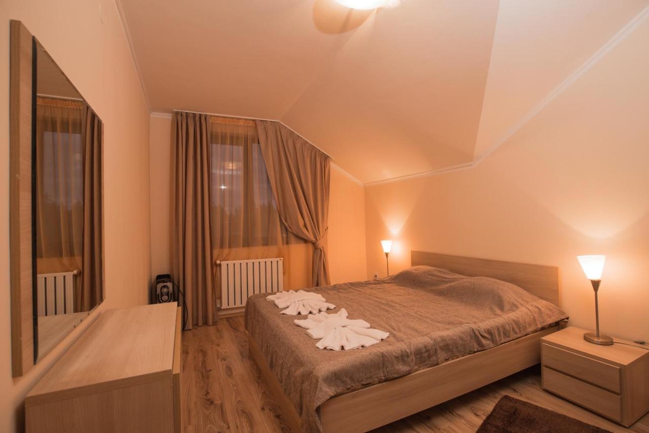 Borovets Gardens Aparthotel Rental エクステリア 写真