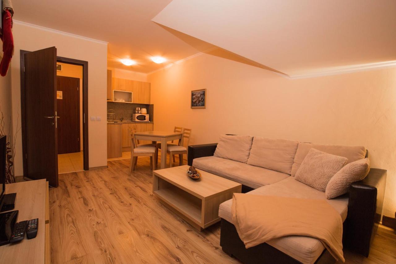 Borovets Gardens Aparthotel Rental エクステリア 写真